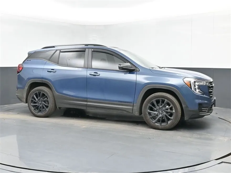 2024 Gmc Terrain SLE photo 1