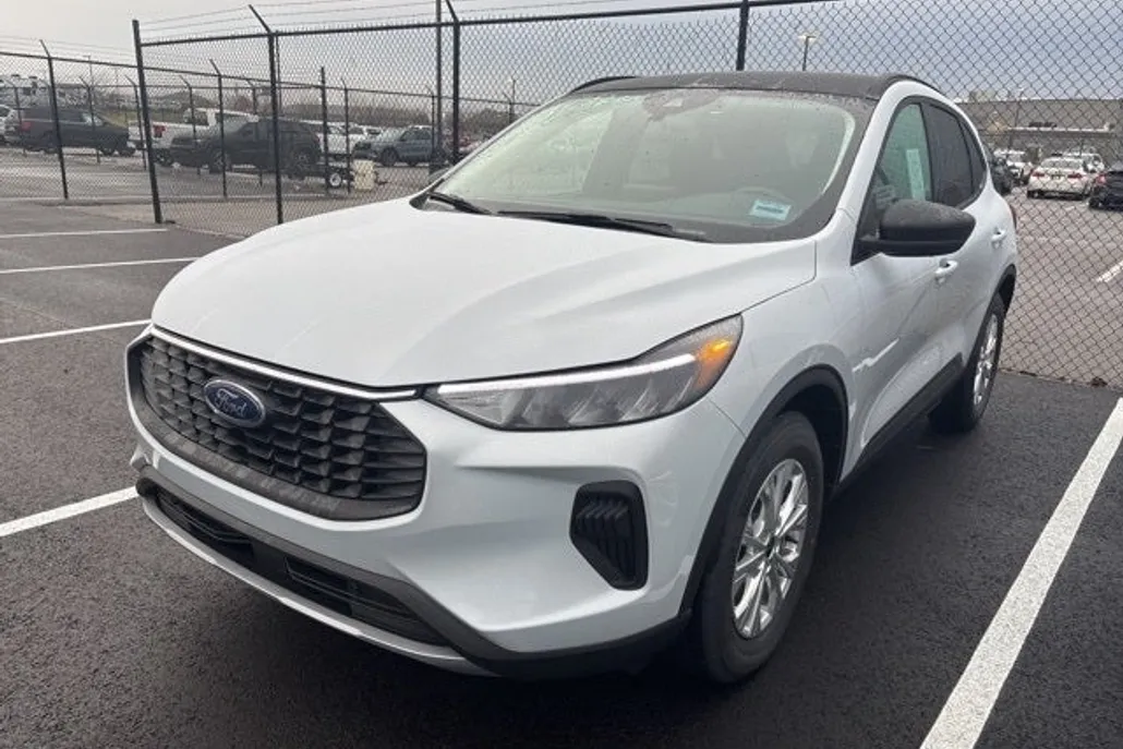2025 Ford Escape Active photo 1
