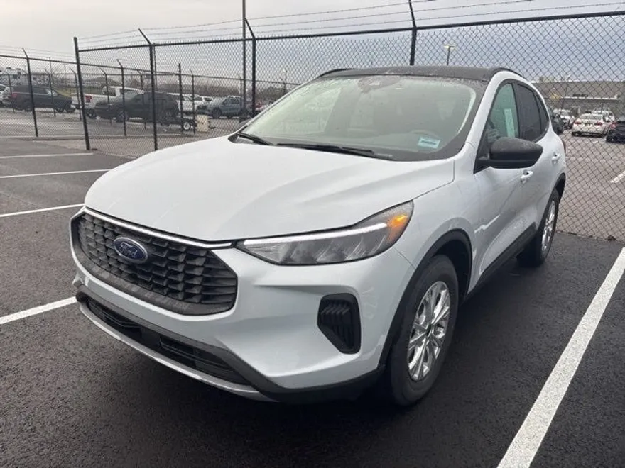 2025 Ford Escape Active photo 1
