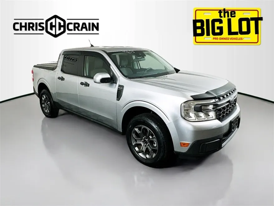 2022 Ford Maverick XLT photo 1
