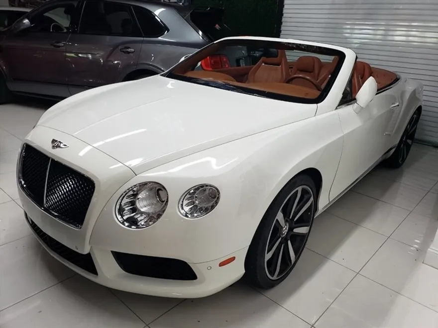 2013 Bentley Continental GT V8 photo 1
