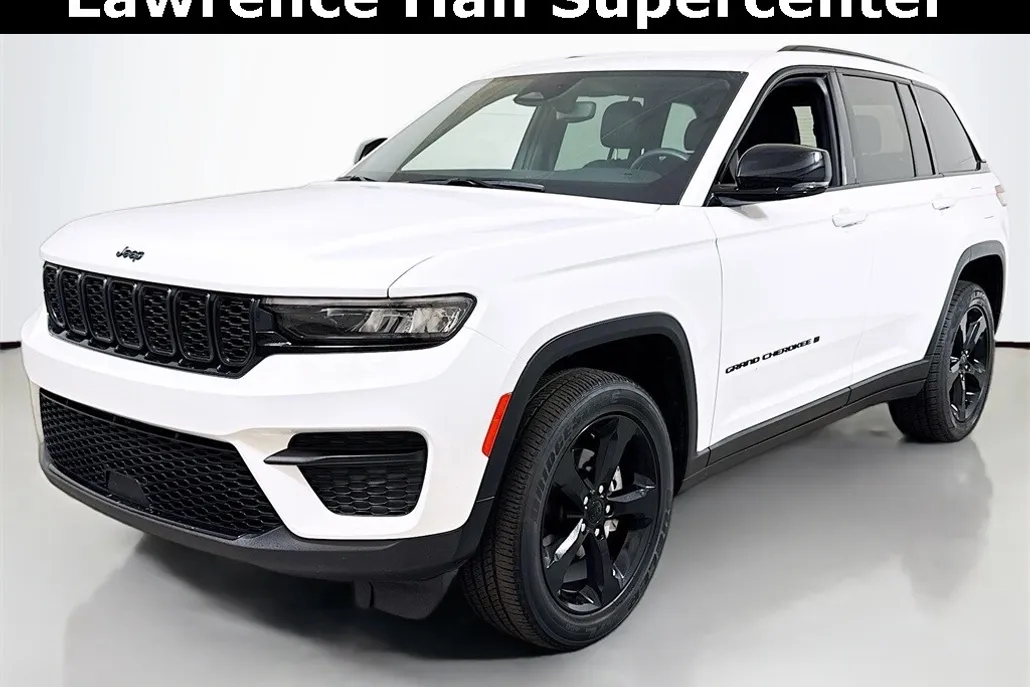 2023 Jeep Grand Cherokee Laredo photo 1