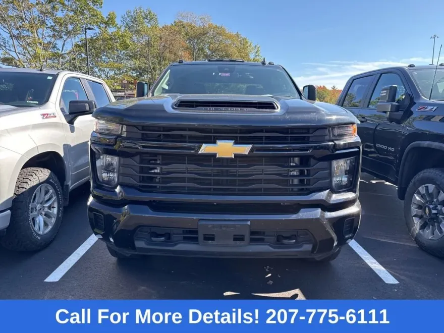 2024 Chevrolet Silverado 2500HD Custom photo 1