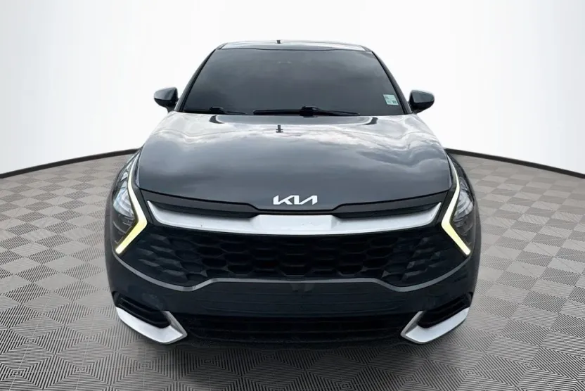 2023 Kia Sportage LX photo 1
