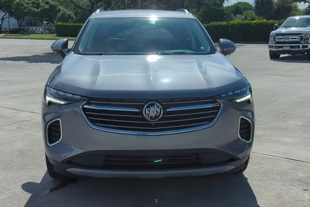 2021 Buick Envision Essence photo 1