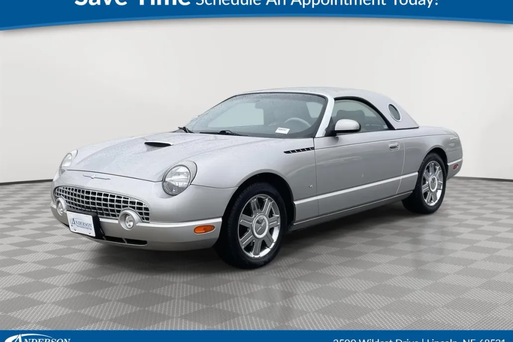 2004 Ford Thunderbird Deluxe photo 1