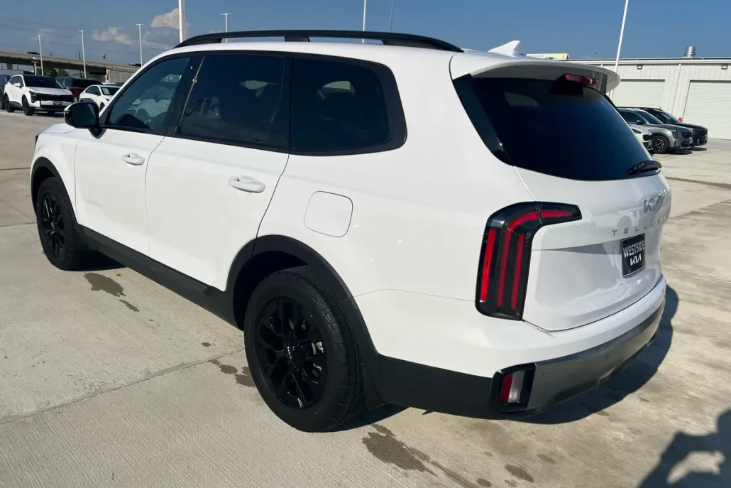 2023 Kia Telluride SX X-Pro photo 1