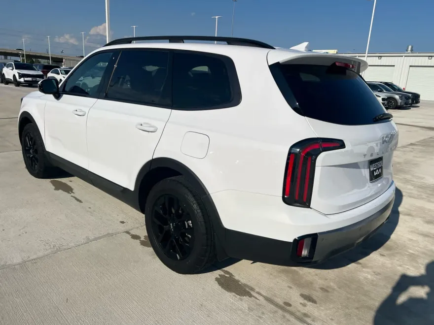 2023 Kia Telluride SX X-Pro photo 1
