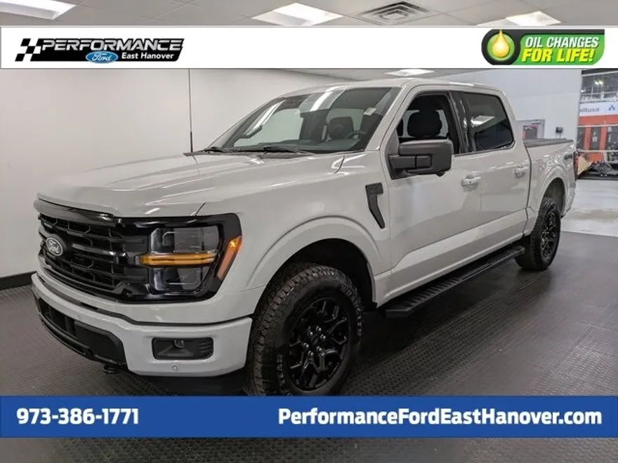 2024 Ford F-150 XLT photo 1