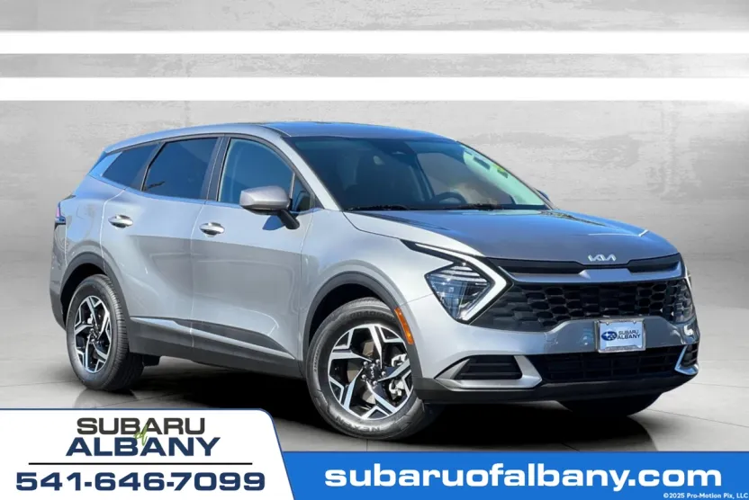 2024 Kia Sportage LX photo 1