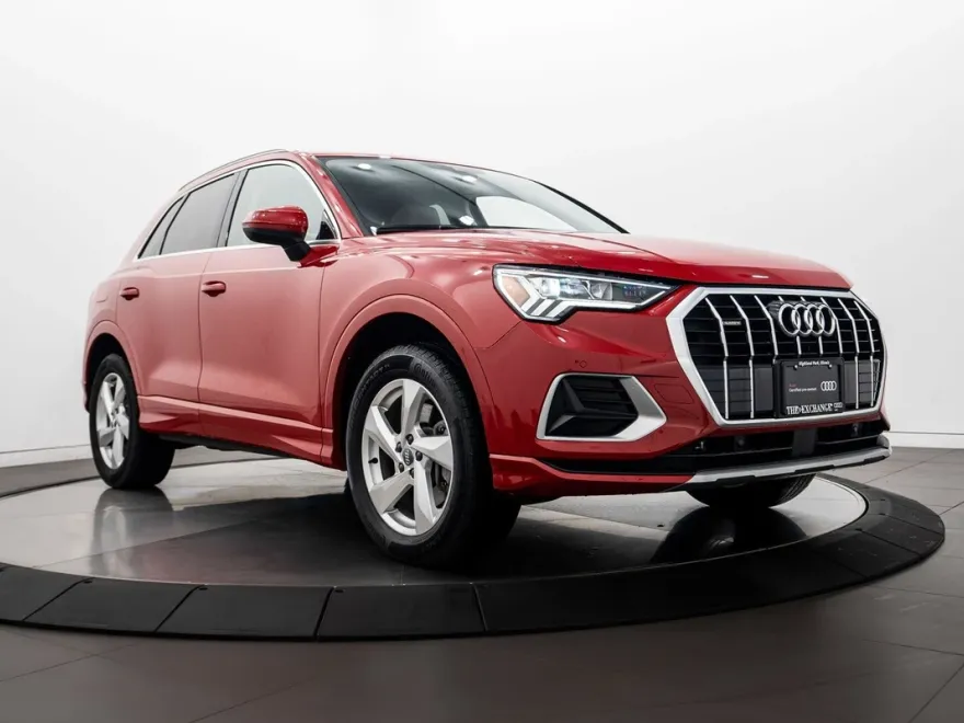 2020 Audi Q3 Premium Plus photo 1