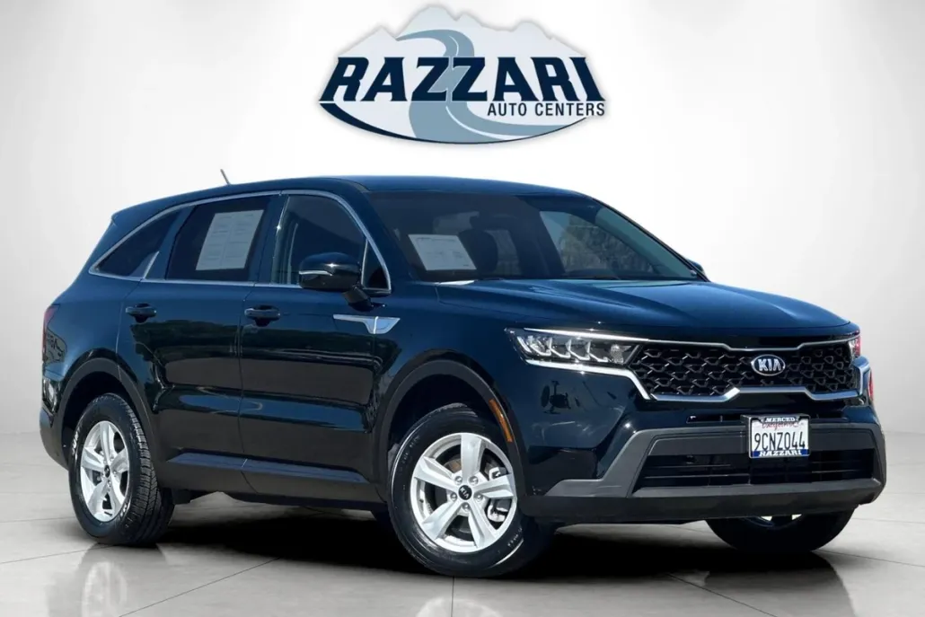 2021 Kia Sorento LX photo 1