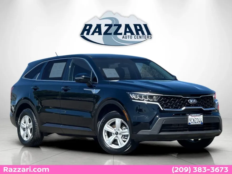 2021 Kia Sorento LX photo 1