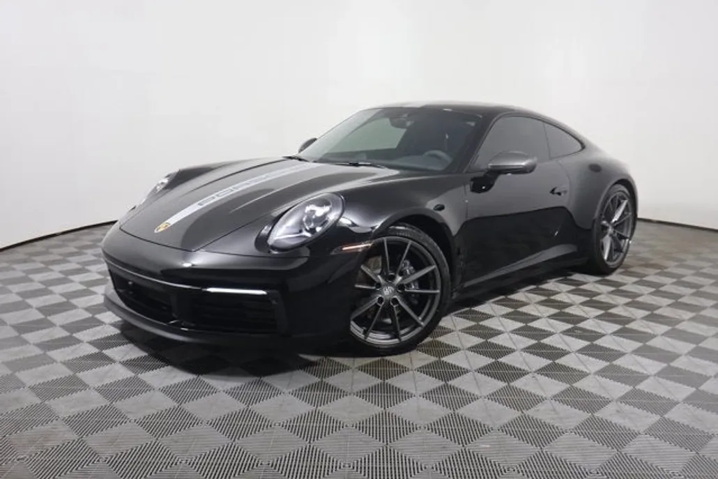 2024 Porsche 911 T photo 1