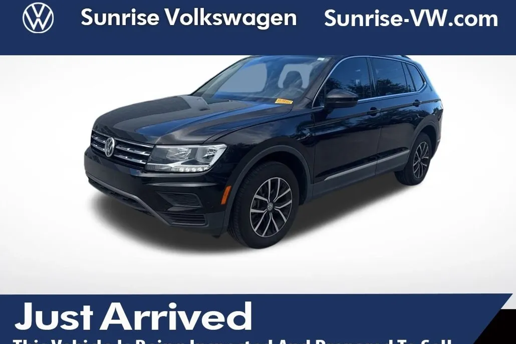 2021 Volkswagen Tiguan R-Line Black SEL photo 1
