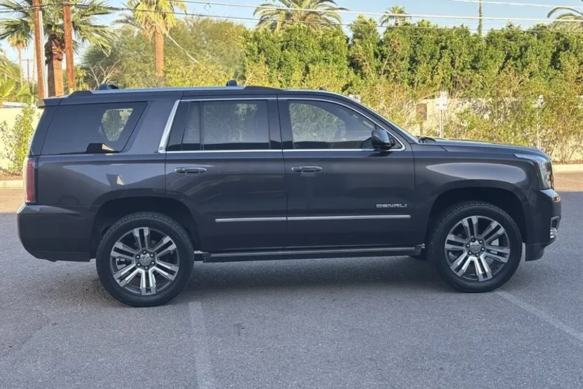 2018 Gmc Yukon Denali photo 1
