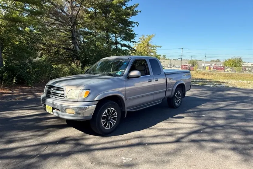2000 Toyota Tundra Limited photo 1