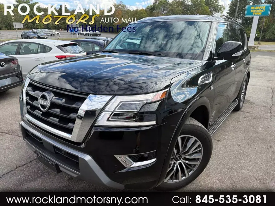 2022 Nissan Armada SV photo 1