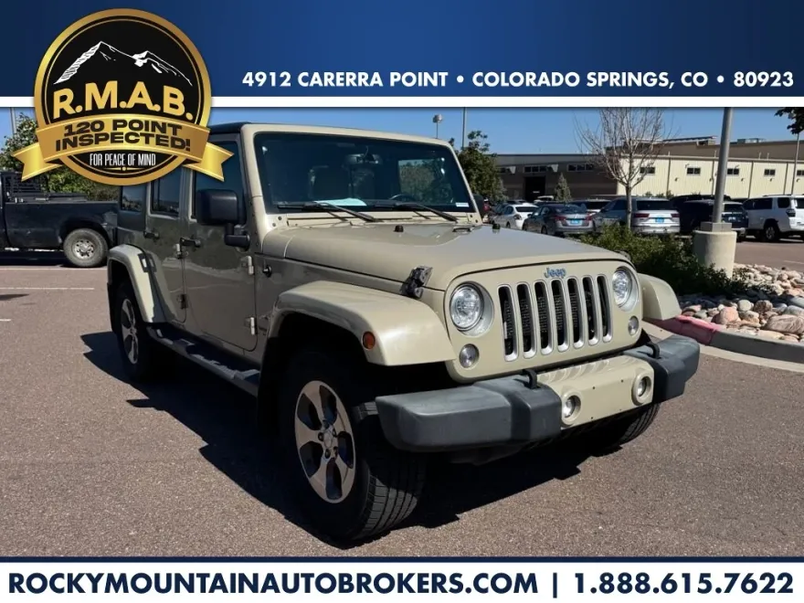 2017 Jeep Wrangler Unlimited Sahara photo 1