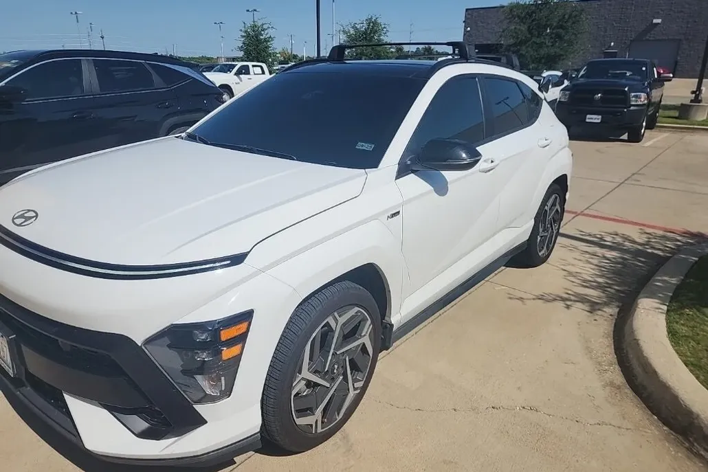 2024 Hyundai Kona N Line photo 1