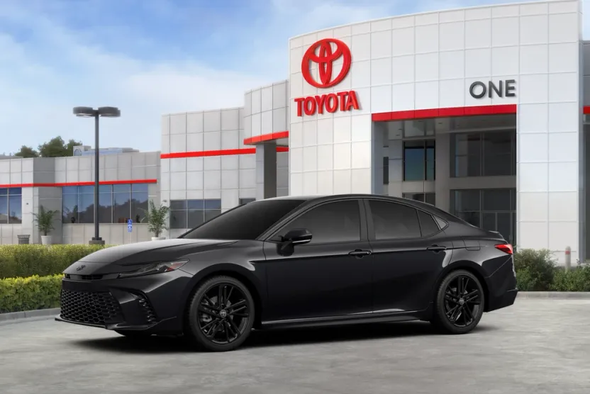 2026 Toyota Camry photo 1