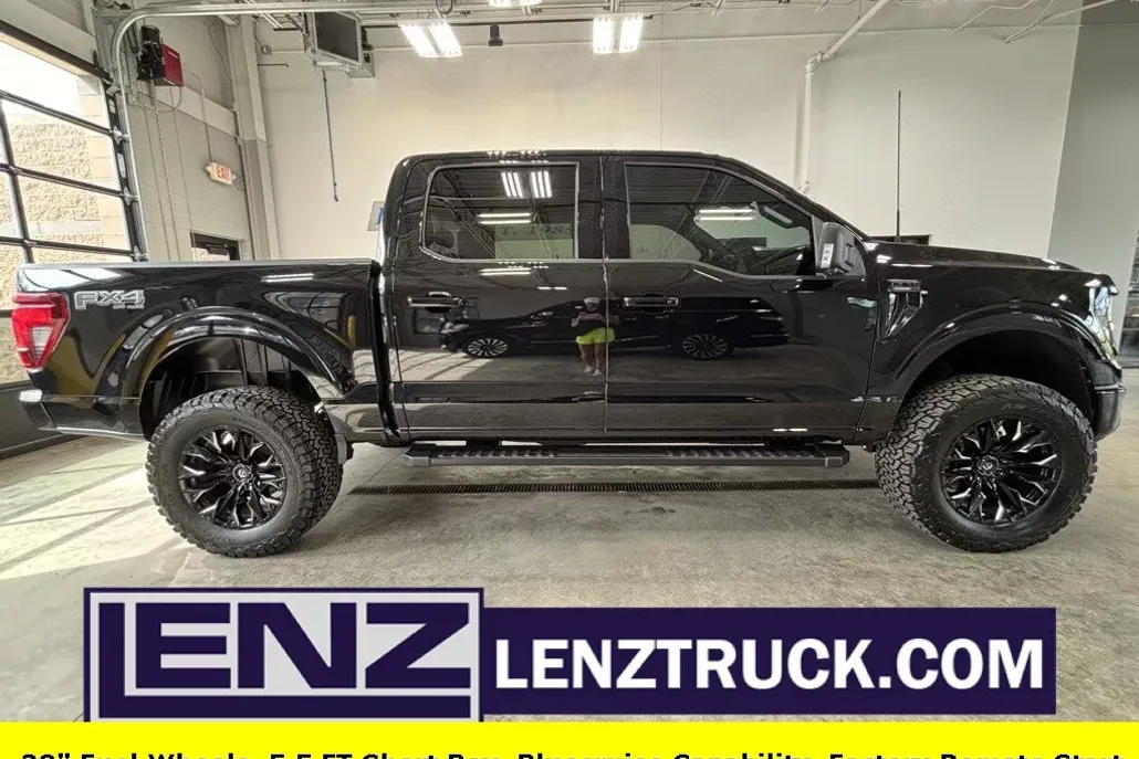 2024 Ford F-150 XLT photo 1