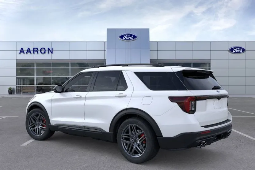 2025 Ford Explorer ST photo 1