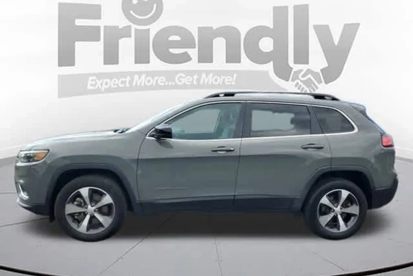 2022 Jeep Cherokee Limited photo 1