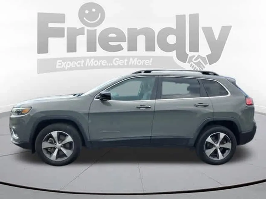 2022 Jeep Cherokee Limited photo 1