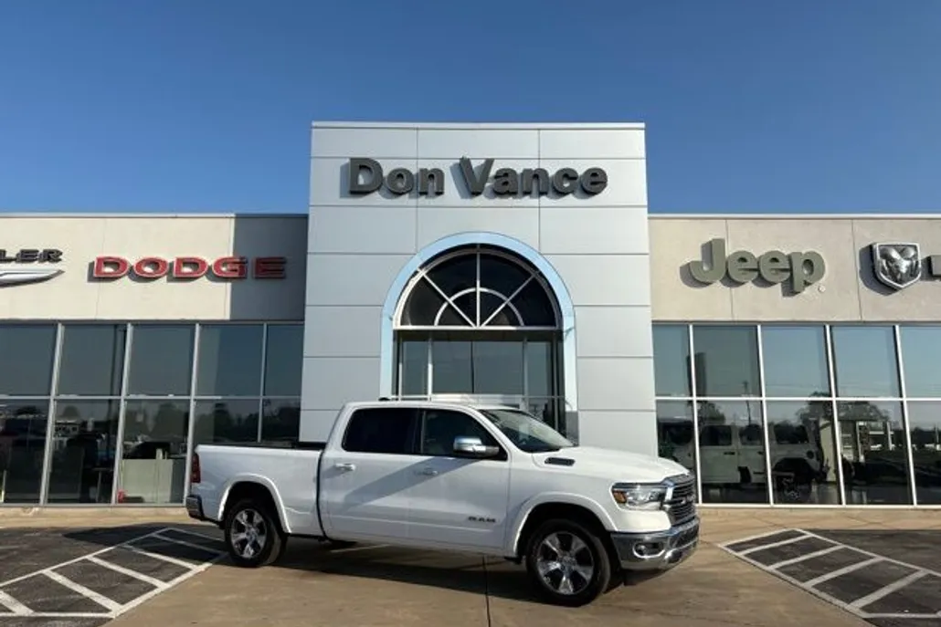 2022 Ram 1500 Laramie photo 1