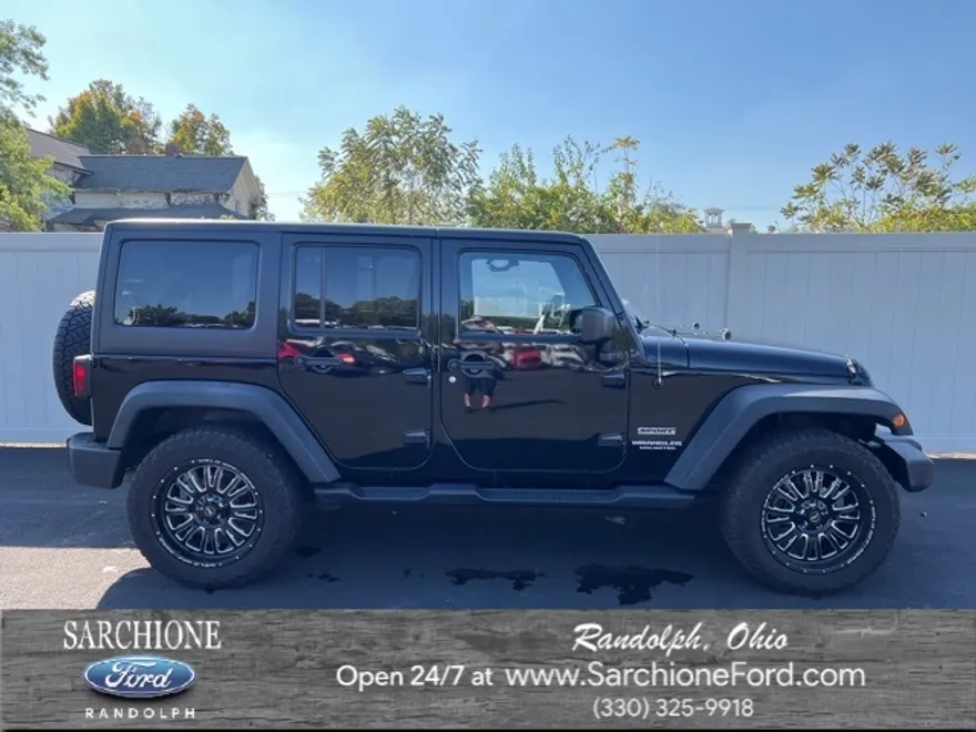 2016 Jeep Wrangler Unlimited Sport photo 1