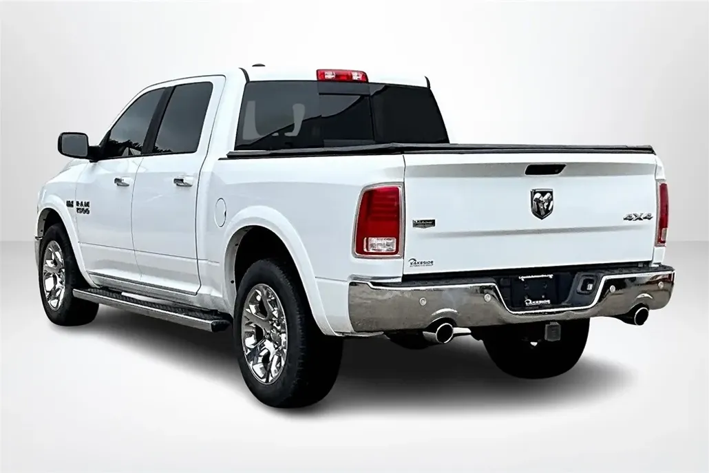 2016 Ram 1500 Laramie photo 1
