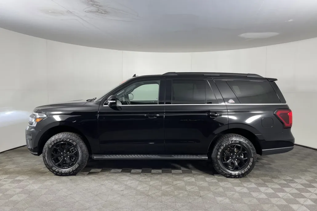 2024 Ford Expedition Timberline photo 1