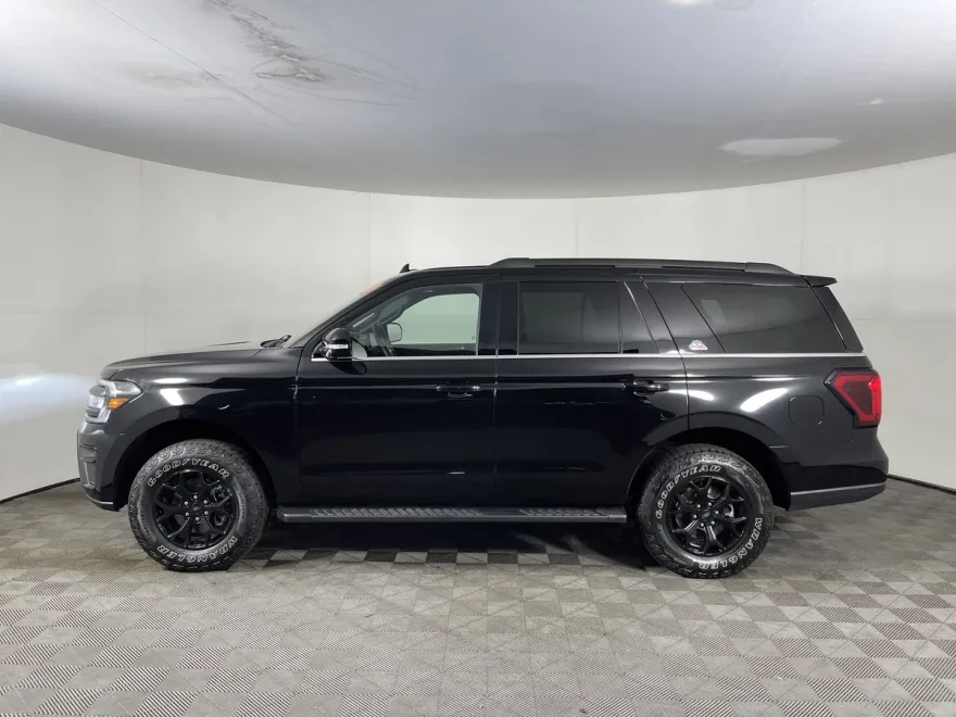2024 Ford Expedition Timberline photo 1