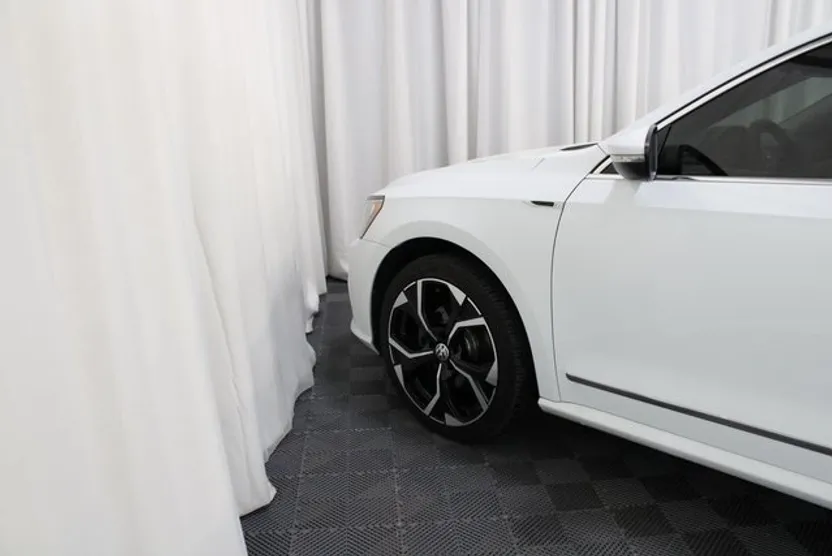 2016 Volkswagen Passat S photo 1