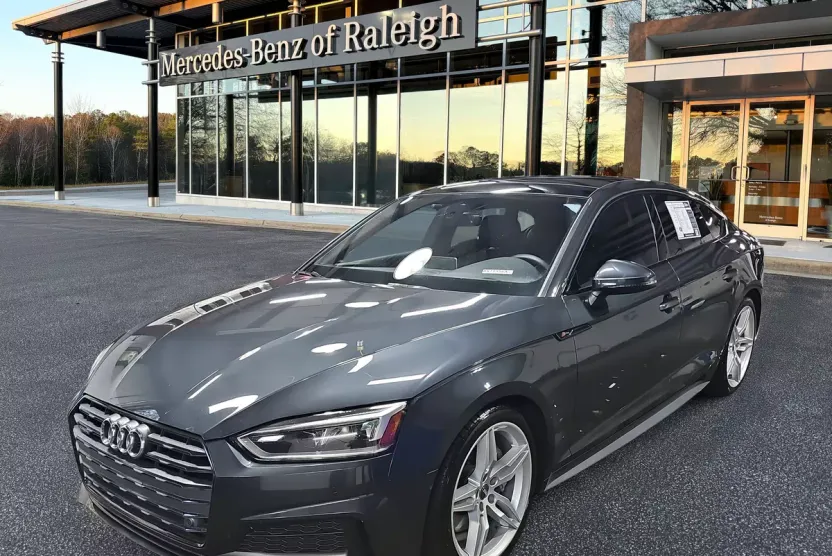 2019 Audi A5 Premium Plus 45 TFSI Quattro photo 1
