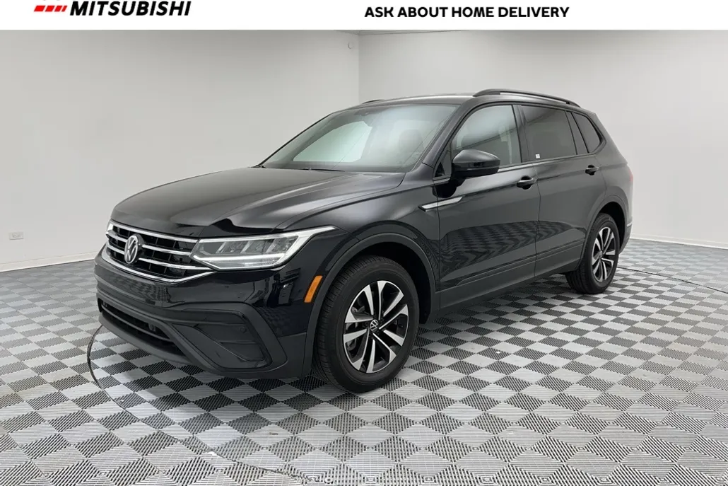 2023 Volkswagen Tiguan S photo 1