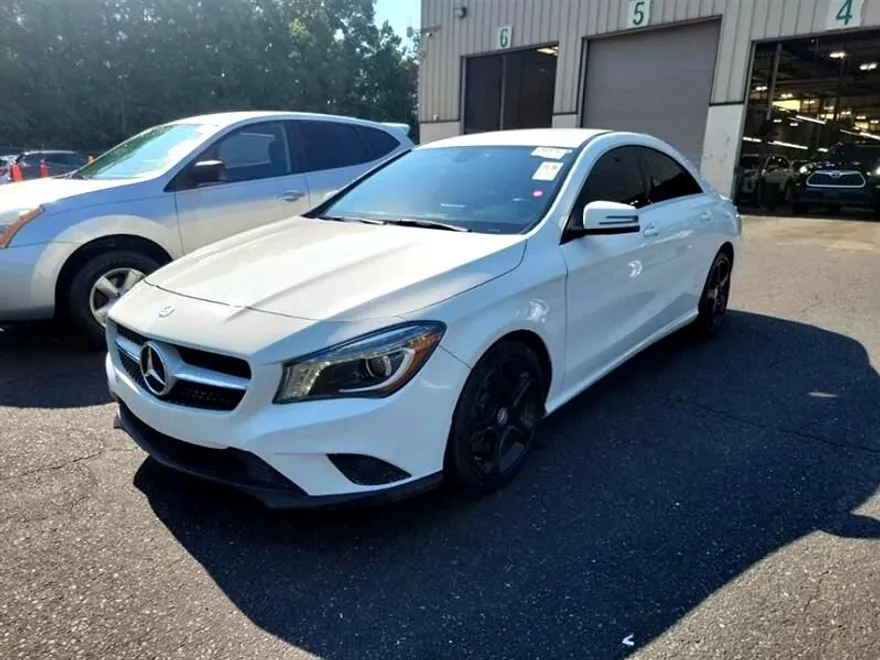2014 Mercedes Benz CLA 250 photo 1