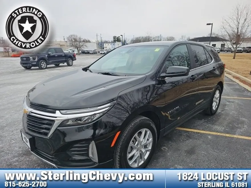2023 Chevrolet Equinox LT photo 1