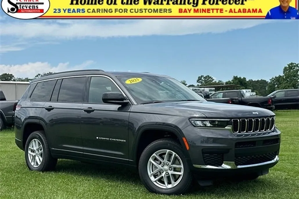 2025 Jeep Grand Cherokee L photo 1