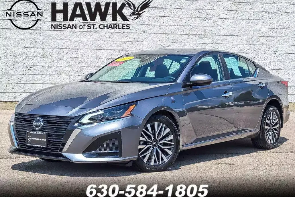 2024 Nissan Altima 2.5 SV photo 1