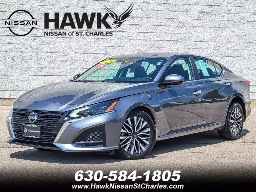 2024 Nissan Altima 2.5 SV photo 1