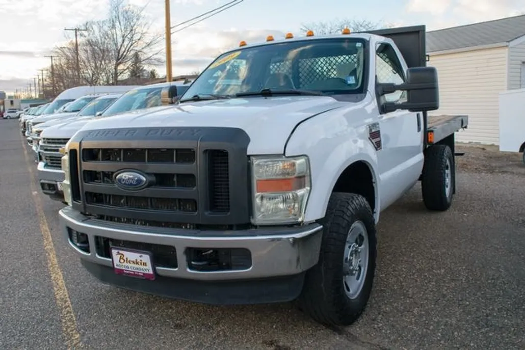 2009 Ford F-350 XL photo 1