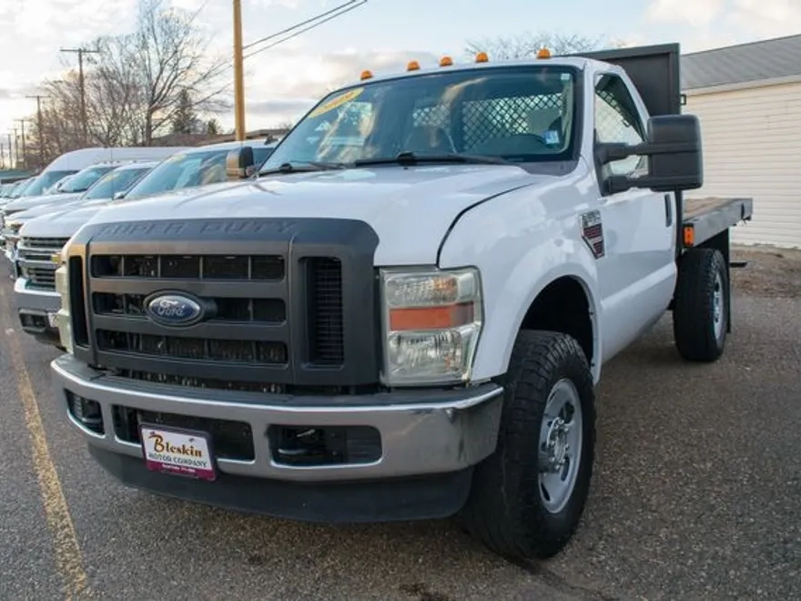 2009 Ford F-350 XL photo 1