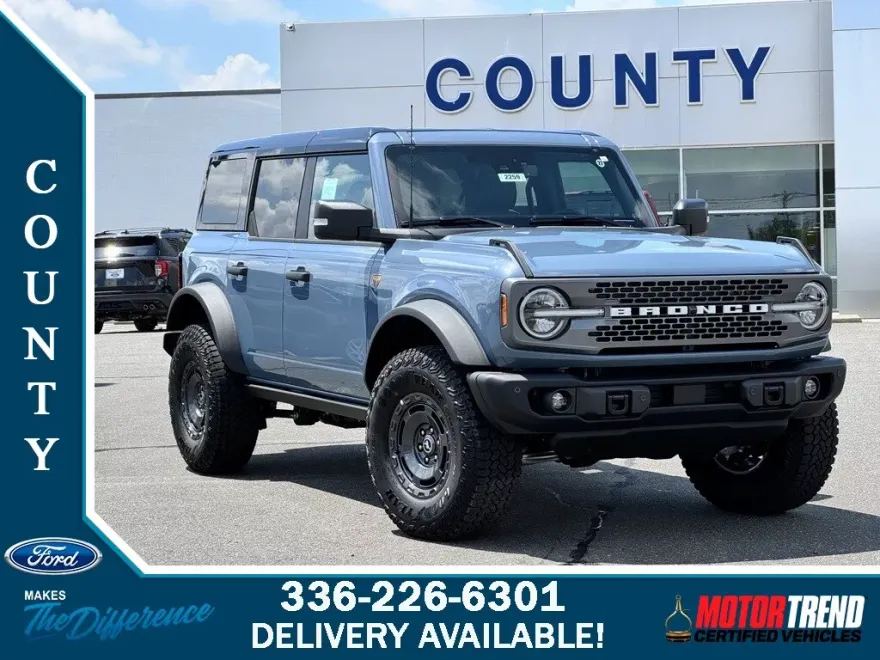 2025 Ford Bronco Badlands photo 1