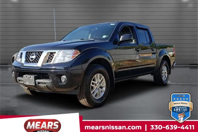 2014 Nissan Frontier SV Crew Cab photo 1