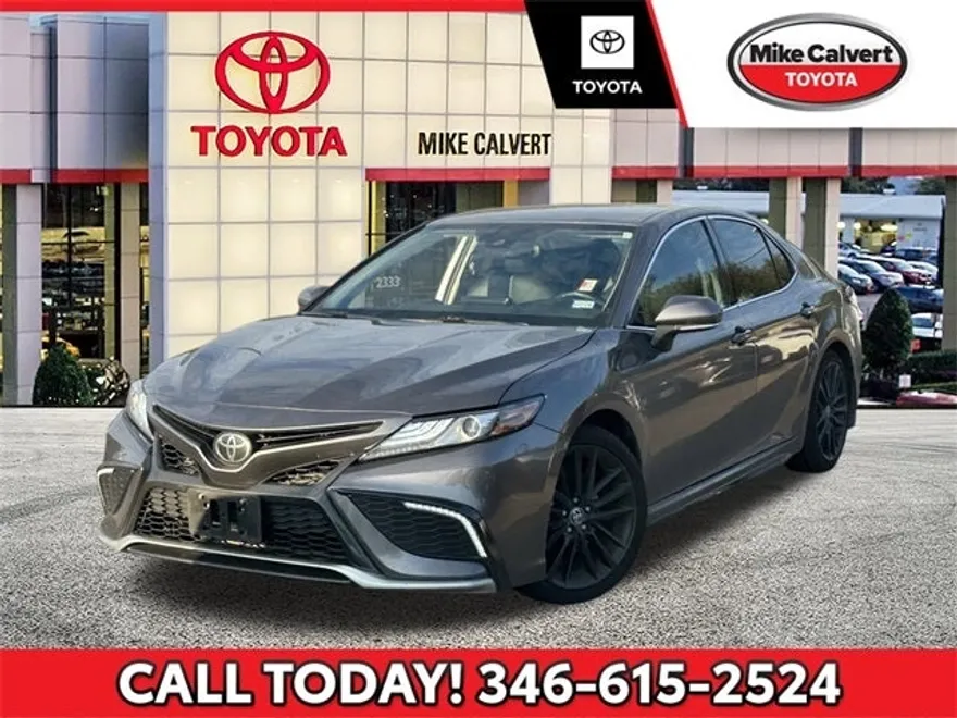 2023 Toyota Camry XSE photo 1