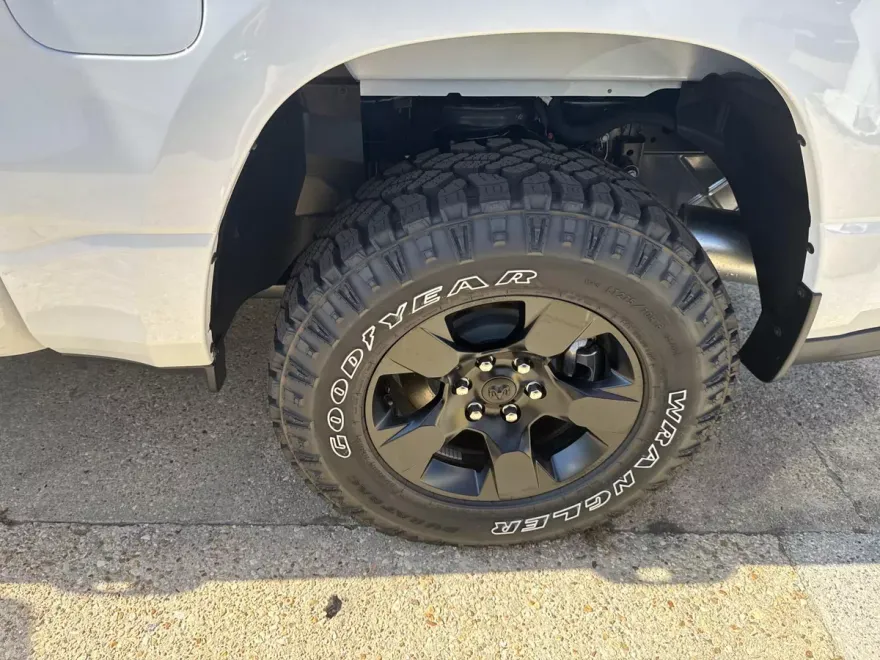 2025 Ram 1500 Warlock photo 1