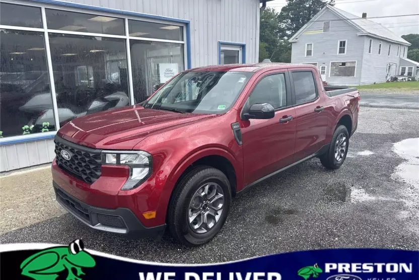 2025 Ford Maverick XLT photo 1