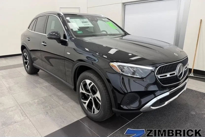 2025 Mercedes Benz GLC 350e 4MATIC photo 1